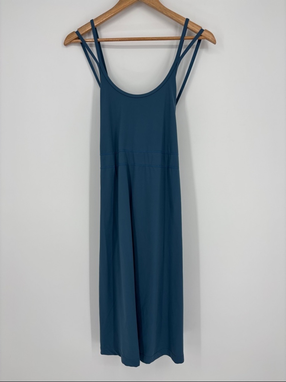 Title Nine Blue Athletic Crisscross Strap Dress Women’s Size XL in EUC!